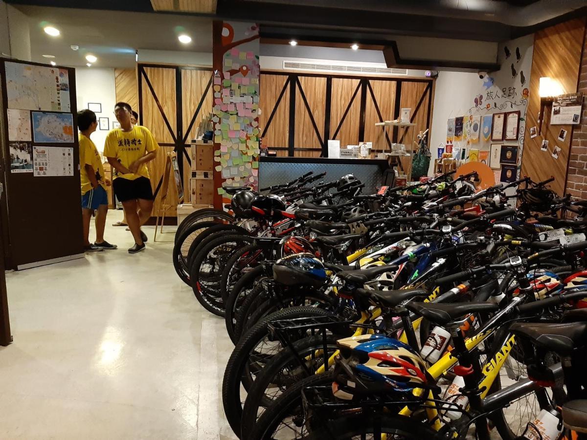 Taipei Travelers International Hostel Тамсуи Экстерьер фото