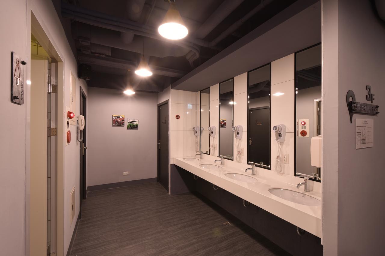 Taipei Travelers International Hostel Тамсуи Экстерьер фото