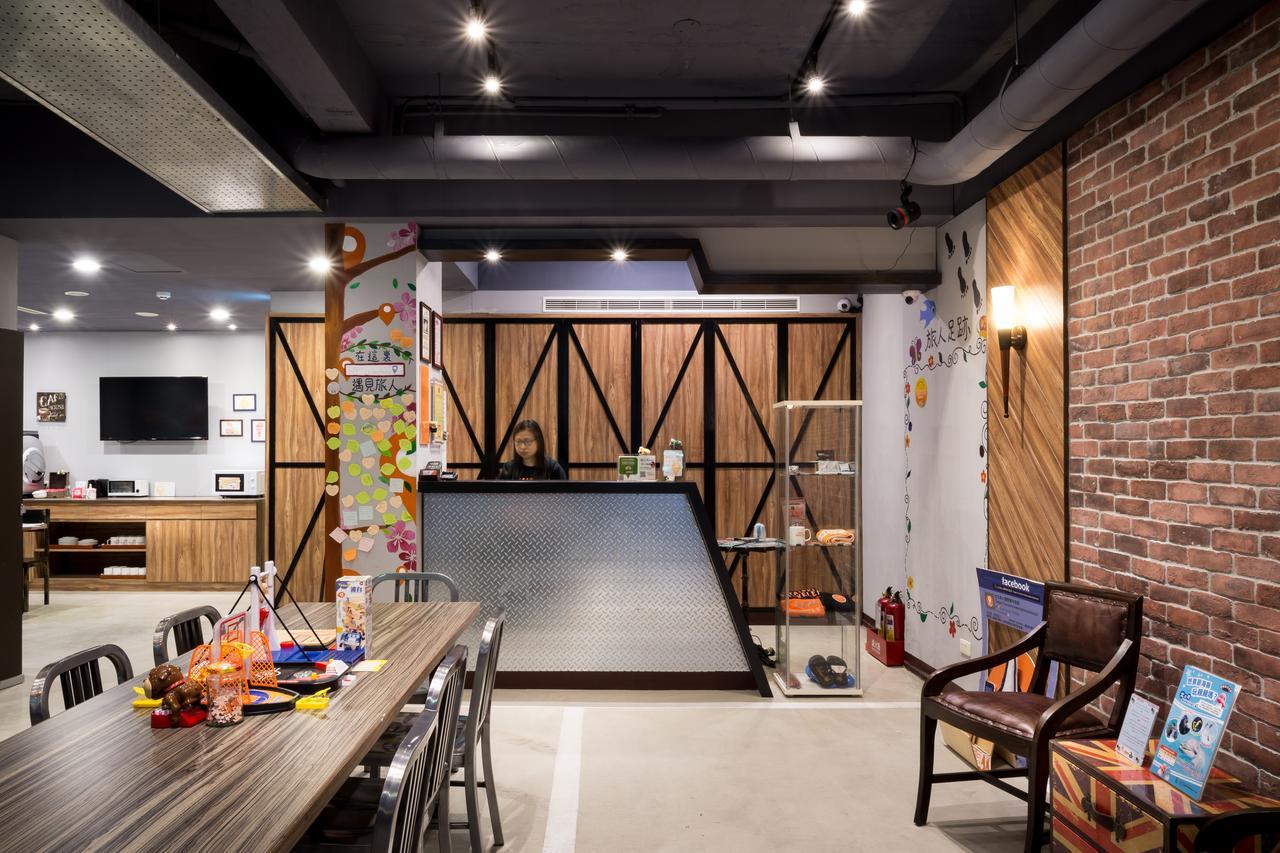 Taipei Travelers International Hostel Тамсуи Экстерьер фото